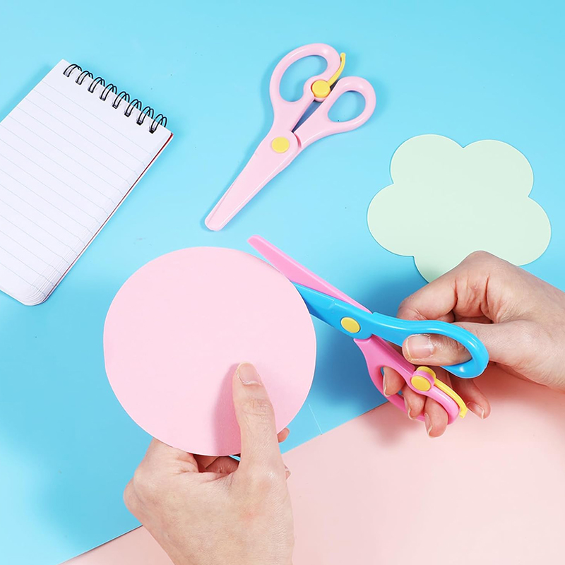 Пластиковые ножницы, двухцветн – обзор и цена Baby Food Scissors